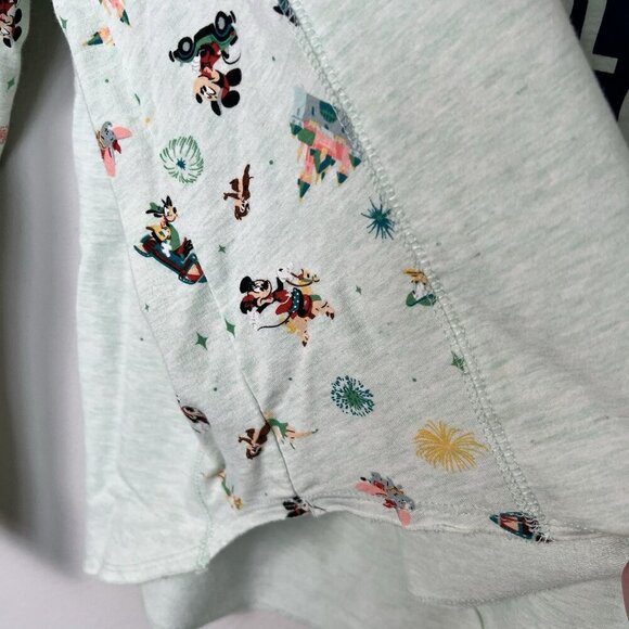 Disneyland Best Day Ever Long Sleeve Christmas Tee Mint Green‎ Size XL Soft Cozy - Picture 5 of 10